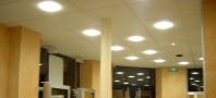 Pose de luminaires au plafond